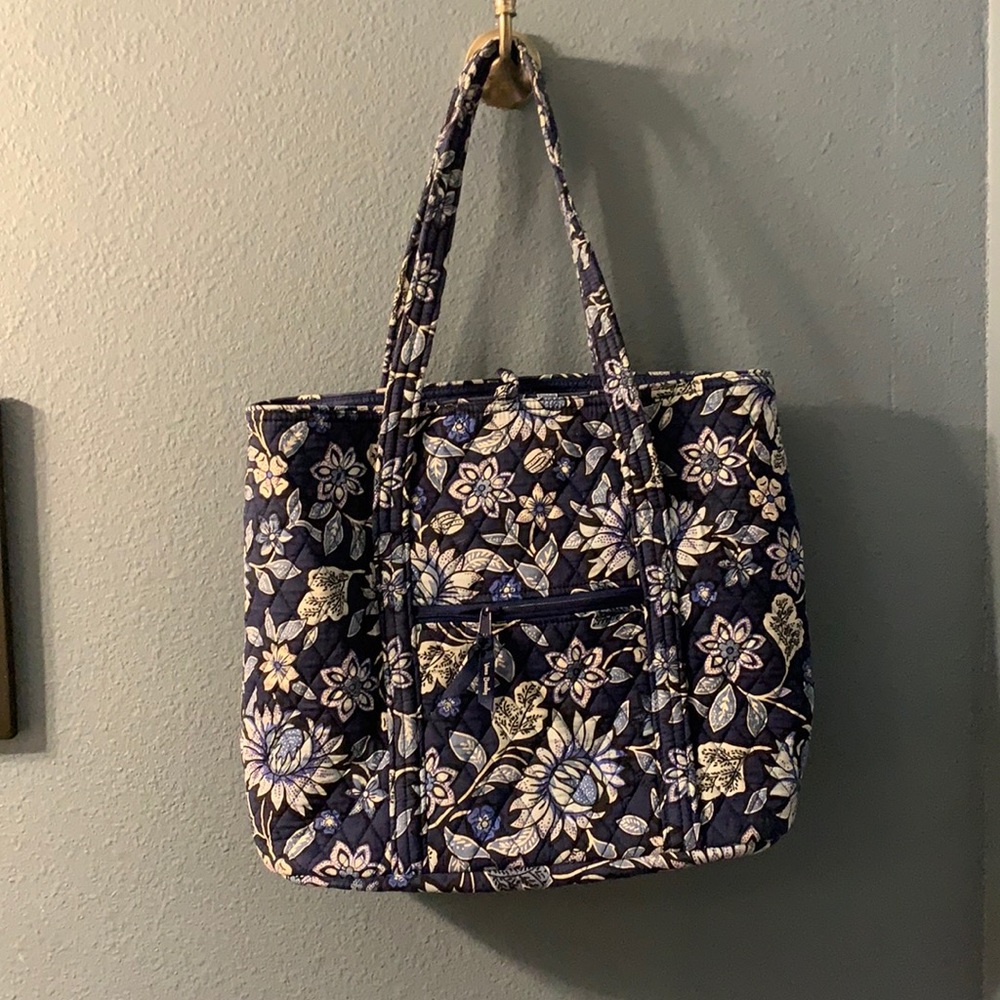 Vera Bradley tote